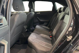 met. musta Volkswagen Taigo 2026 kuva 8.