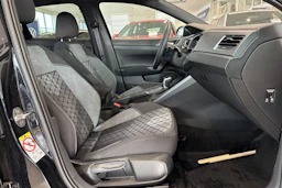 met. musta Volkswagen Taigo 2026 kuva 13.