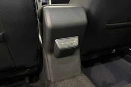 met. musta Volkswagen Taigo 2026 kuva 14.