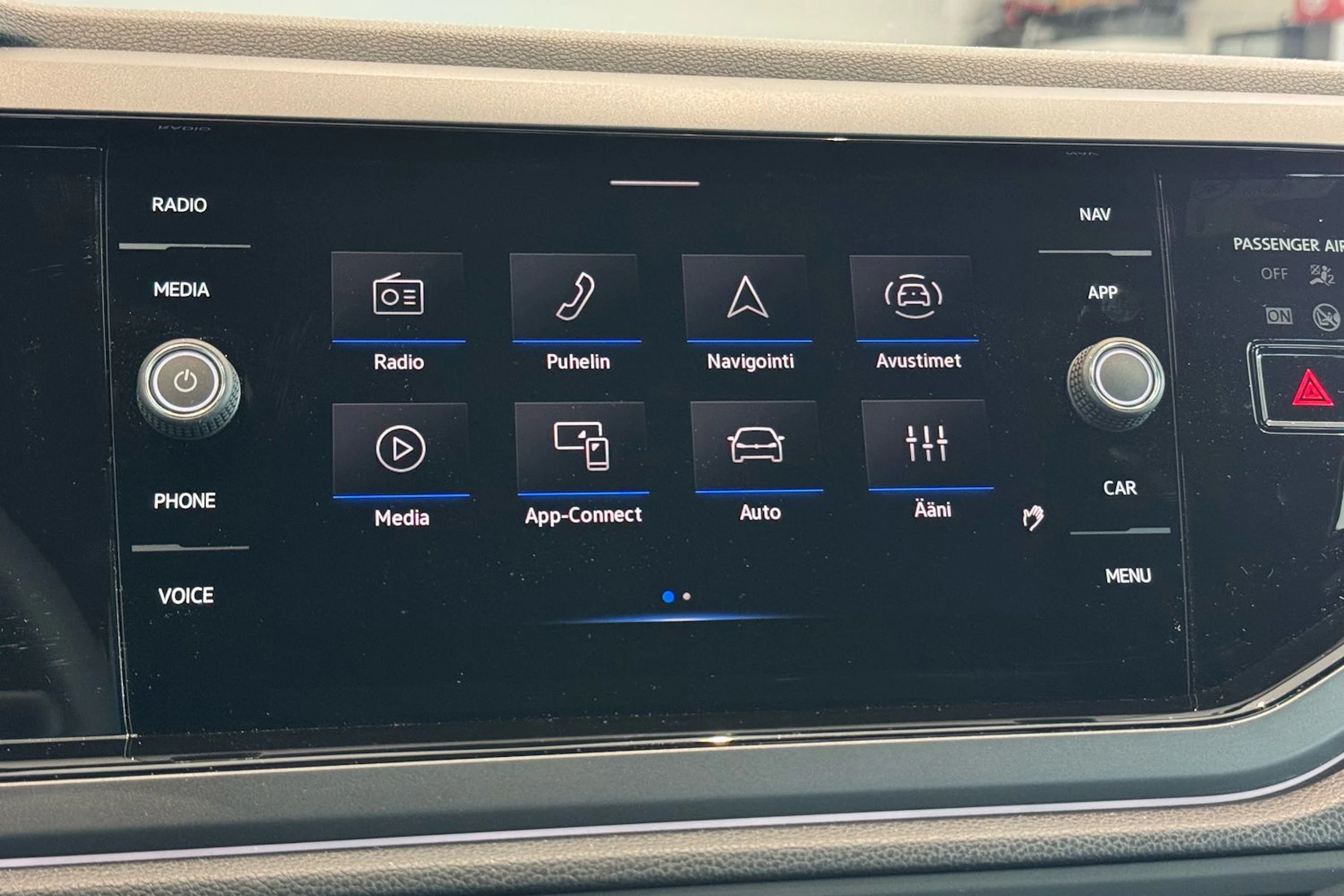 met. musta Volkswagen Taigo 2026 kuva 16.