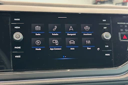 met. musta Volkswagen Taigo 2026 kuva 16.