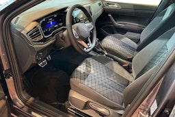 harmaa Volkswagen Taigo 2026 kuva 6.