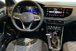 harmaa Volkswagen Taigo 2026 kuva 7.