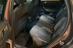 harmaa Volkswagen Taigo 2026 kuva 8.