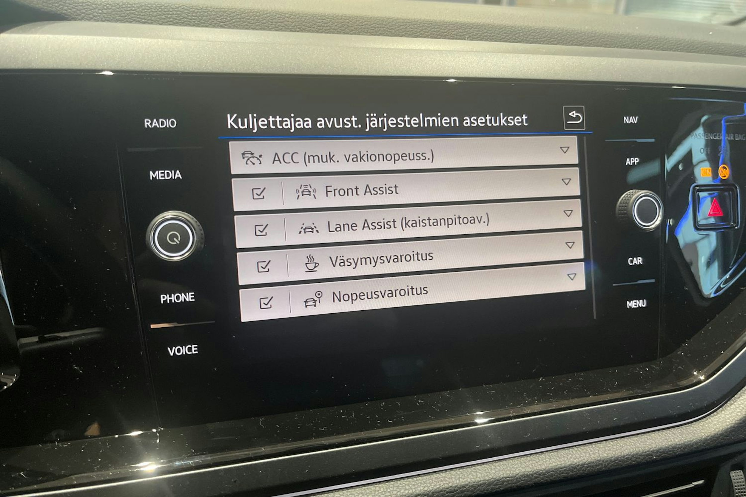 valkoinen Volkswagen Taigo 2026 kuva 16.