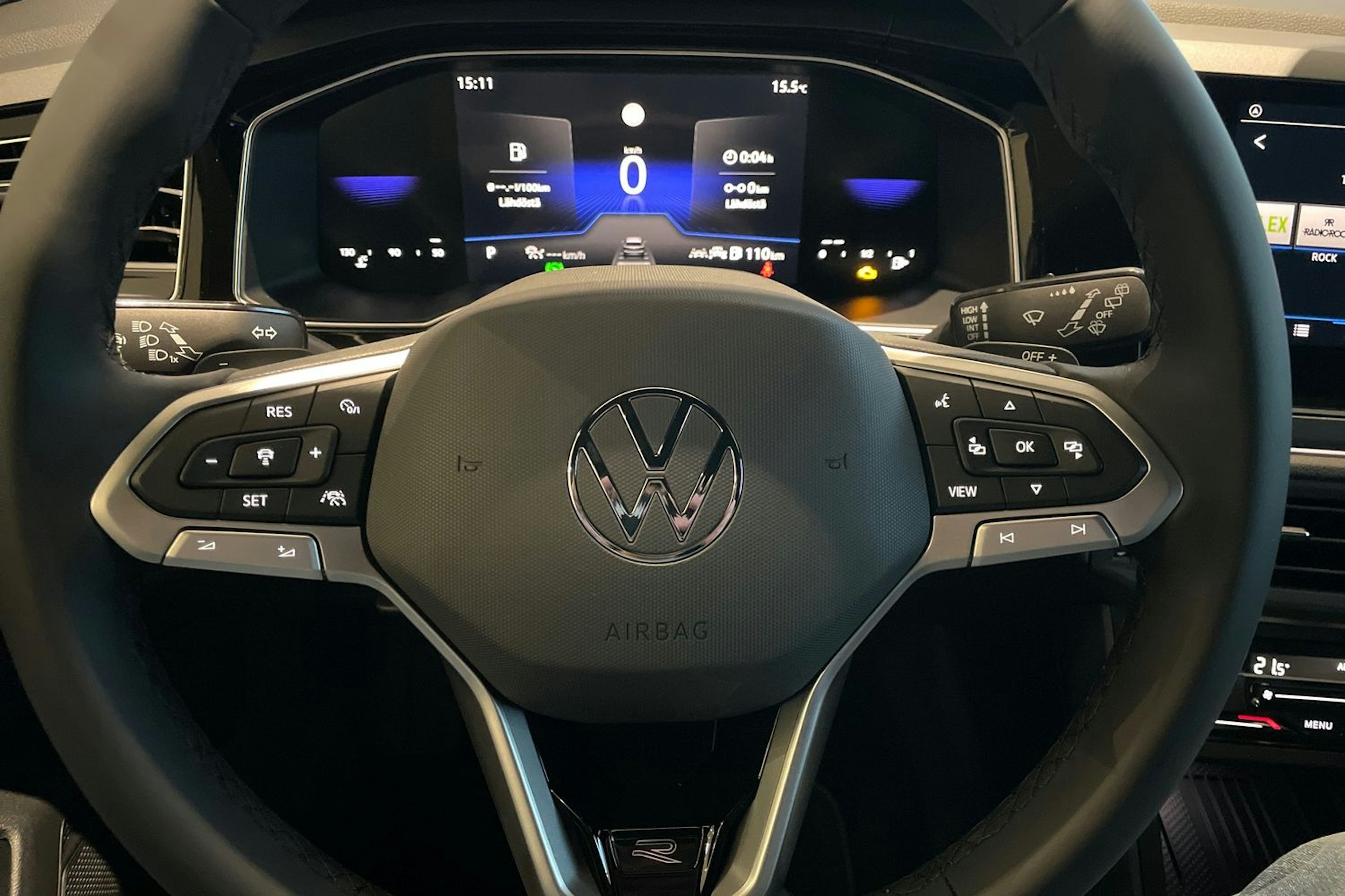 harmaa Volkswagen Taigo 2026 kuva 12.