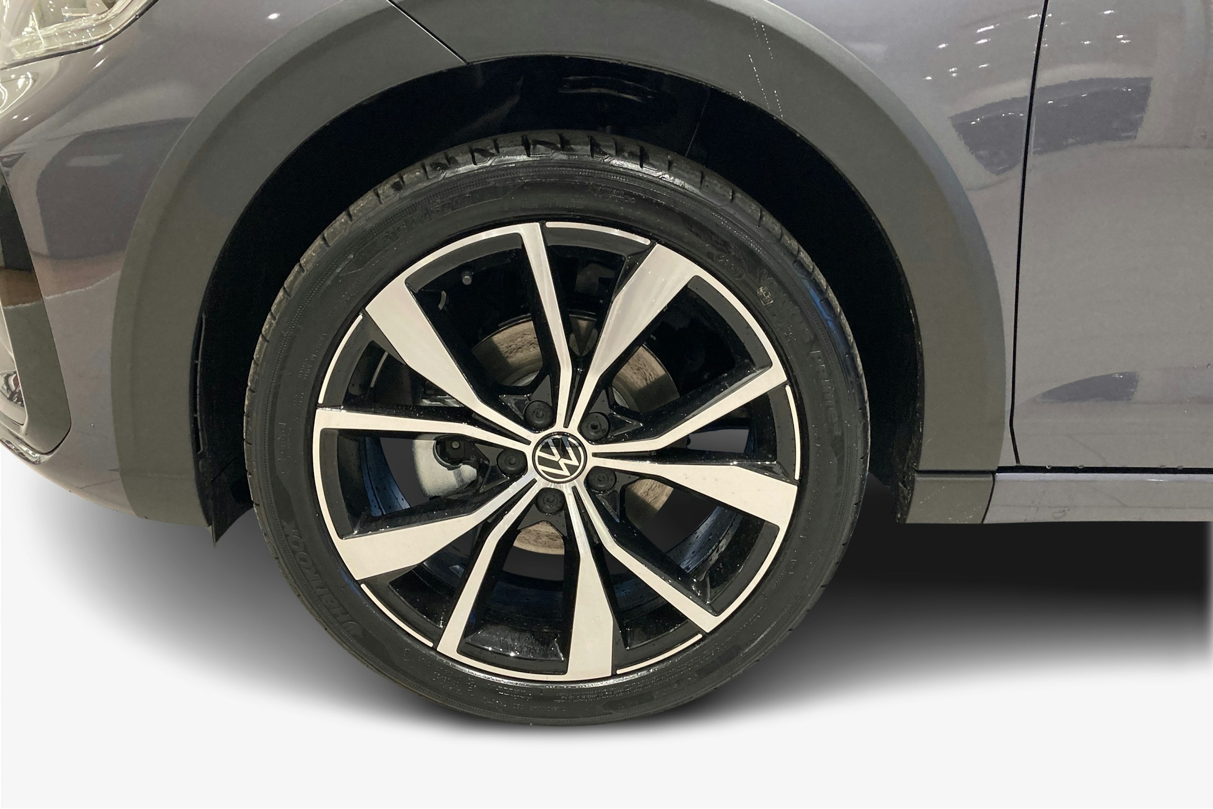 harmaa Volkswagen Taigo 2026 kuva 9.