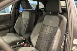 harmaa Volkswagen Taigo 2026 kuva 11.