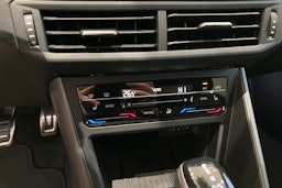 harmaa Volkswagen Taigo 2026 kuva 14.