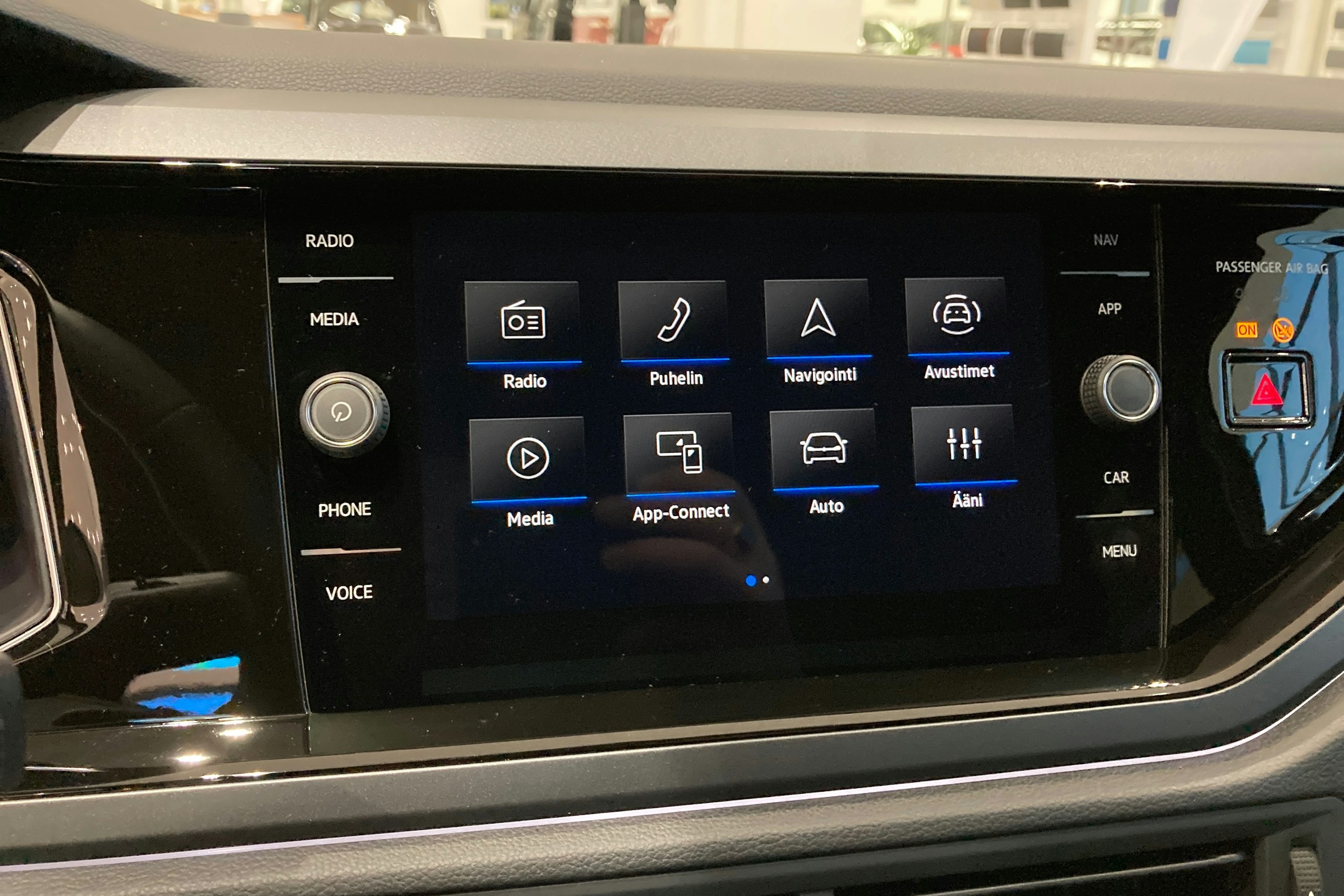 harmaa Volkswagen Taigo 2026 kuva 15.