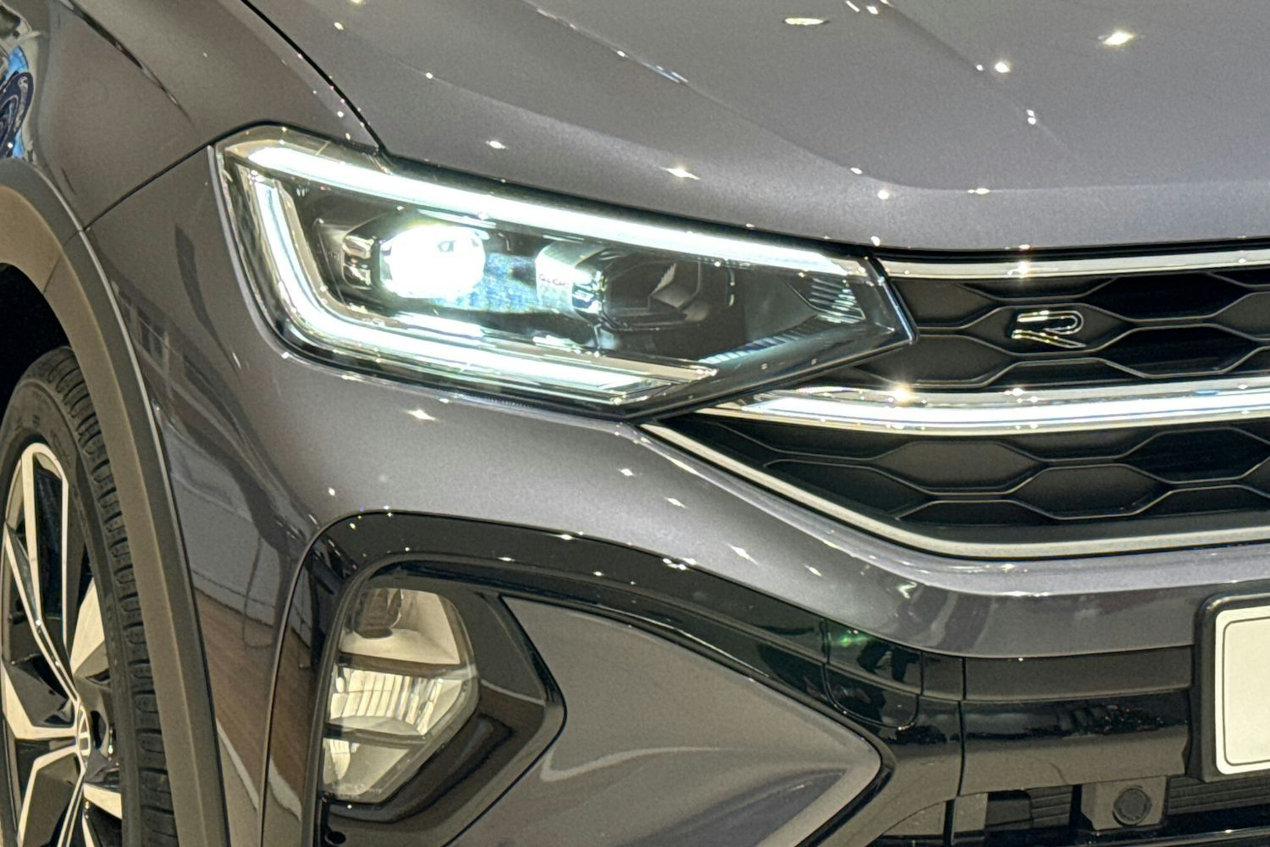 met. harmaa Volkswagen Taigo 2026 kuva 10.