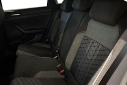 harmaa Volkswagen Taigo 2026 kuva 8.