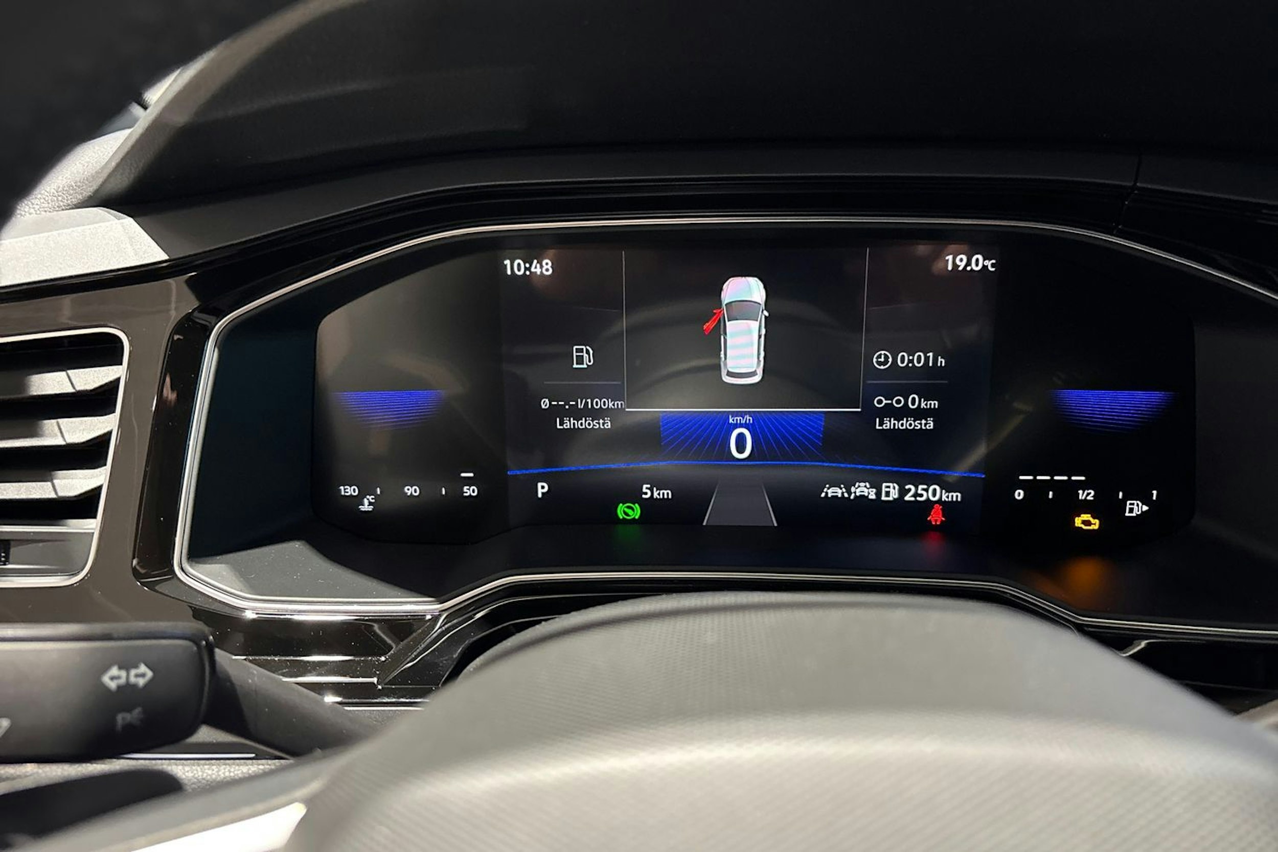 harmaa Volkswagen Taigo 2026 kuva 14.