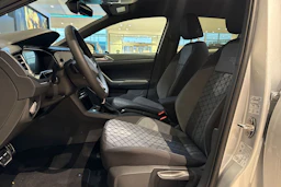 harmaa Volkswagen Taigo 2025 kuva 11.