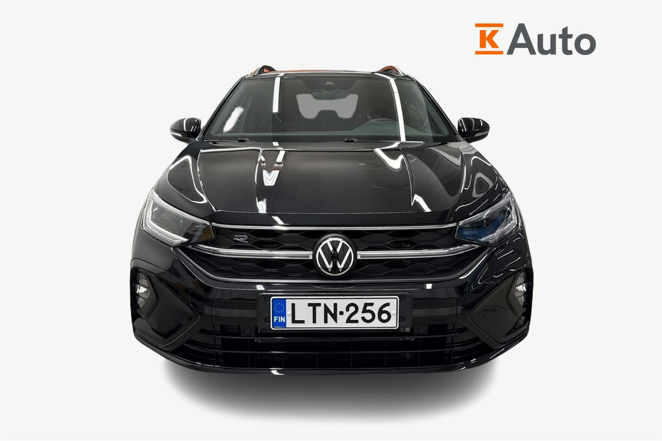 met. musta Volkswagen Taigo 2026 kuva 4.