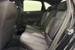 met. musta Volkswagen Taigo 2026 kuva 11.