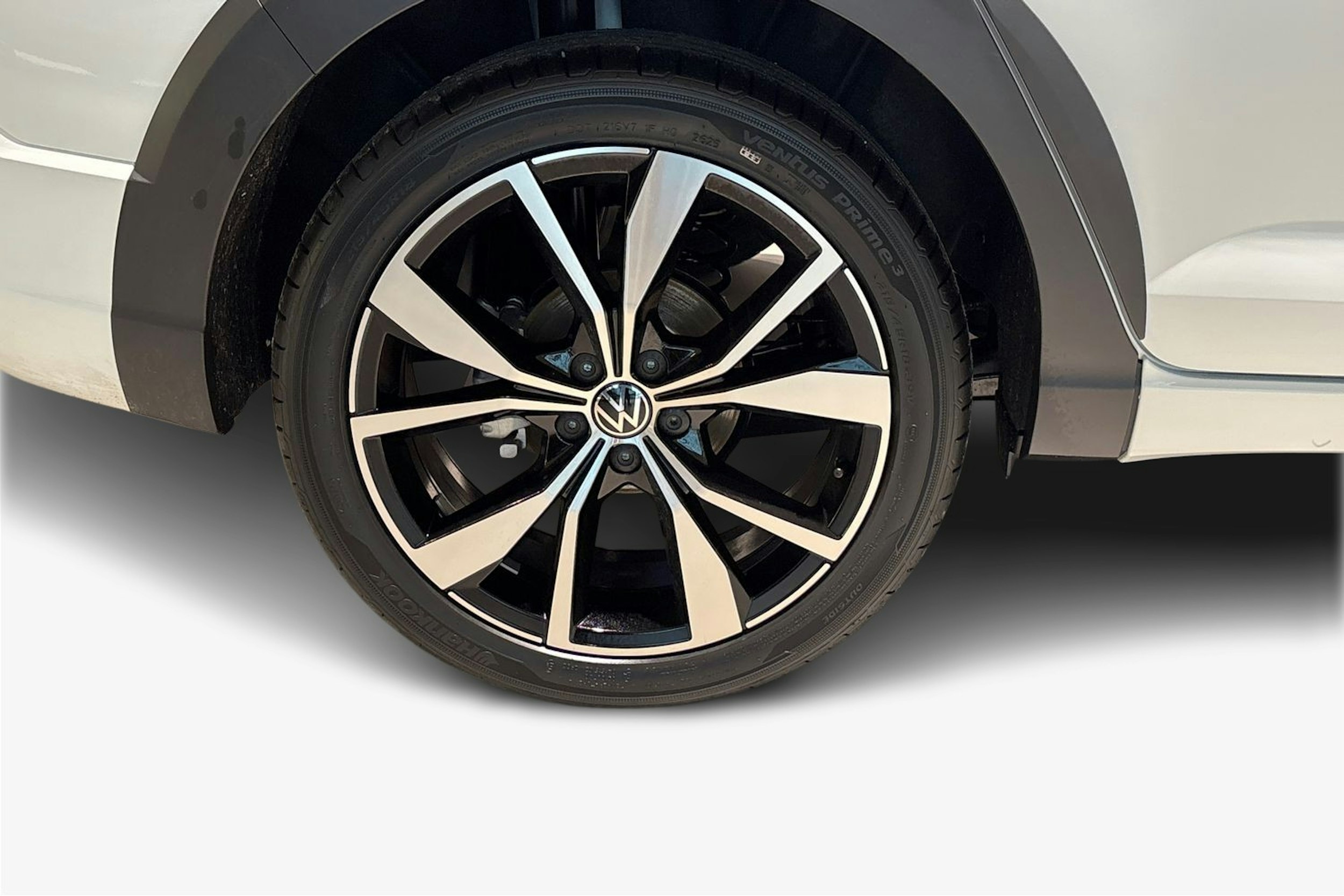 valkoinen Volkswagen Taigo 2026 kuva 9.