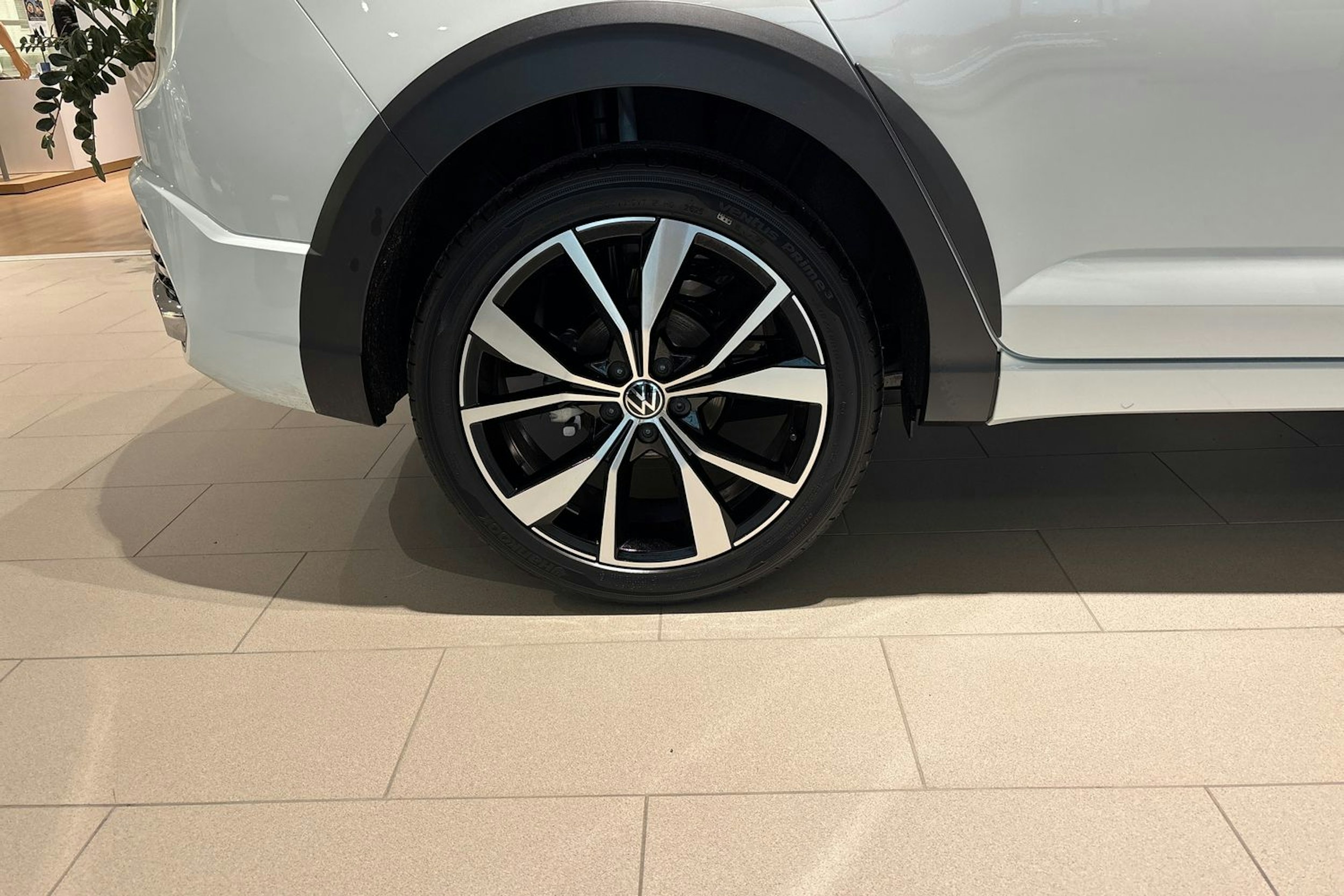 valkoinen Volkswagen Taigo 2026 kuva 10.