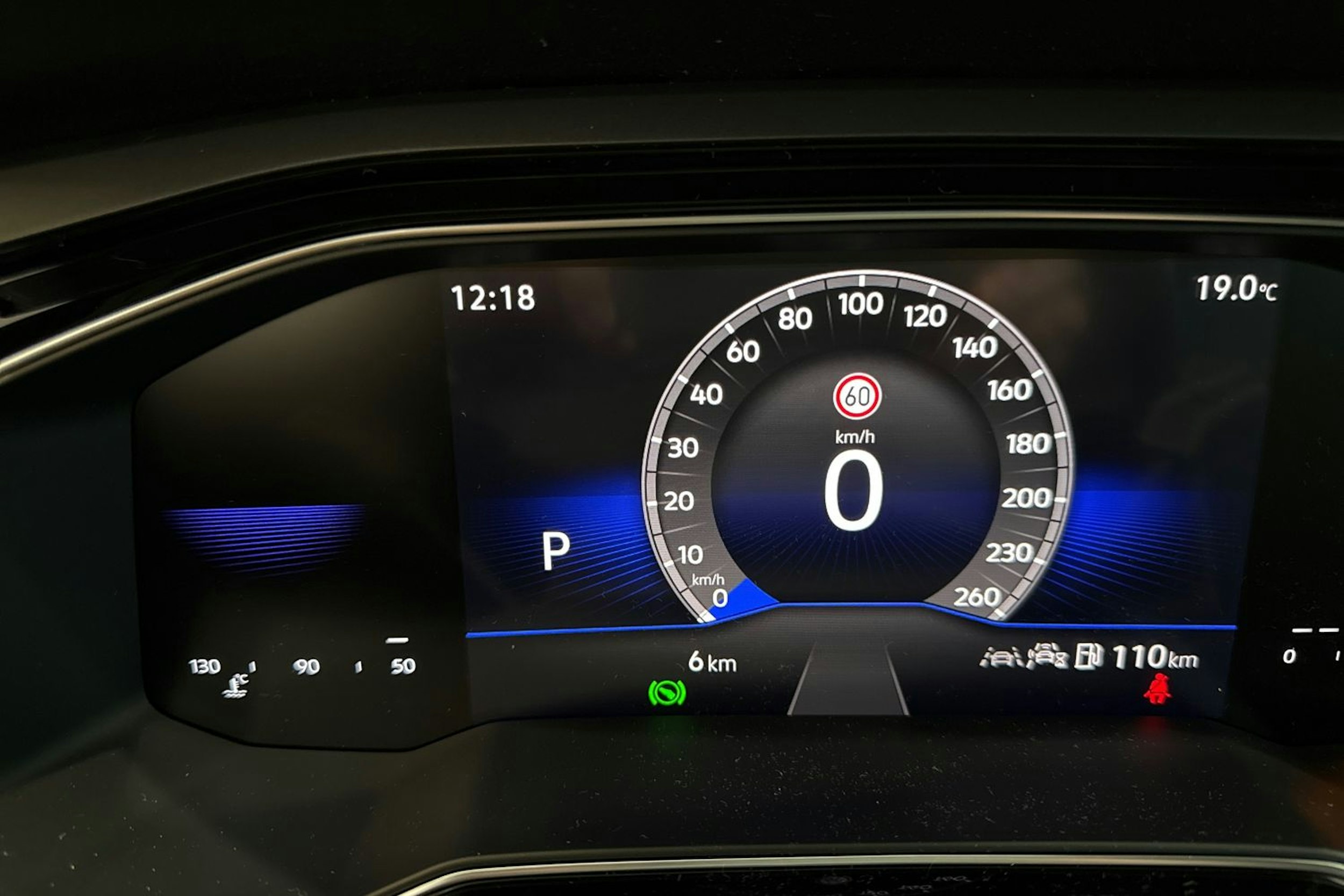 punainen Volkswagen Taigo 2026 kuva 16.