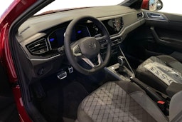 met. punainen Volkswagen Taigo 2026 kuva 7.