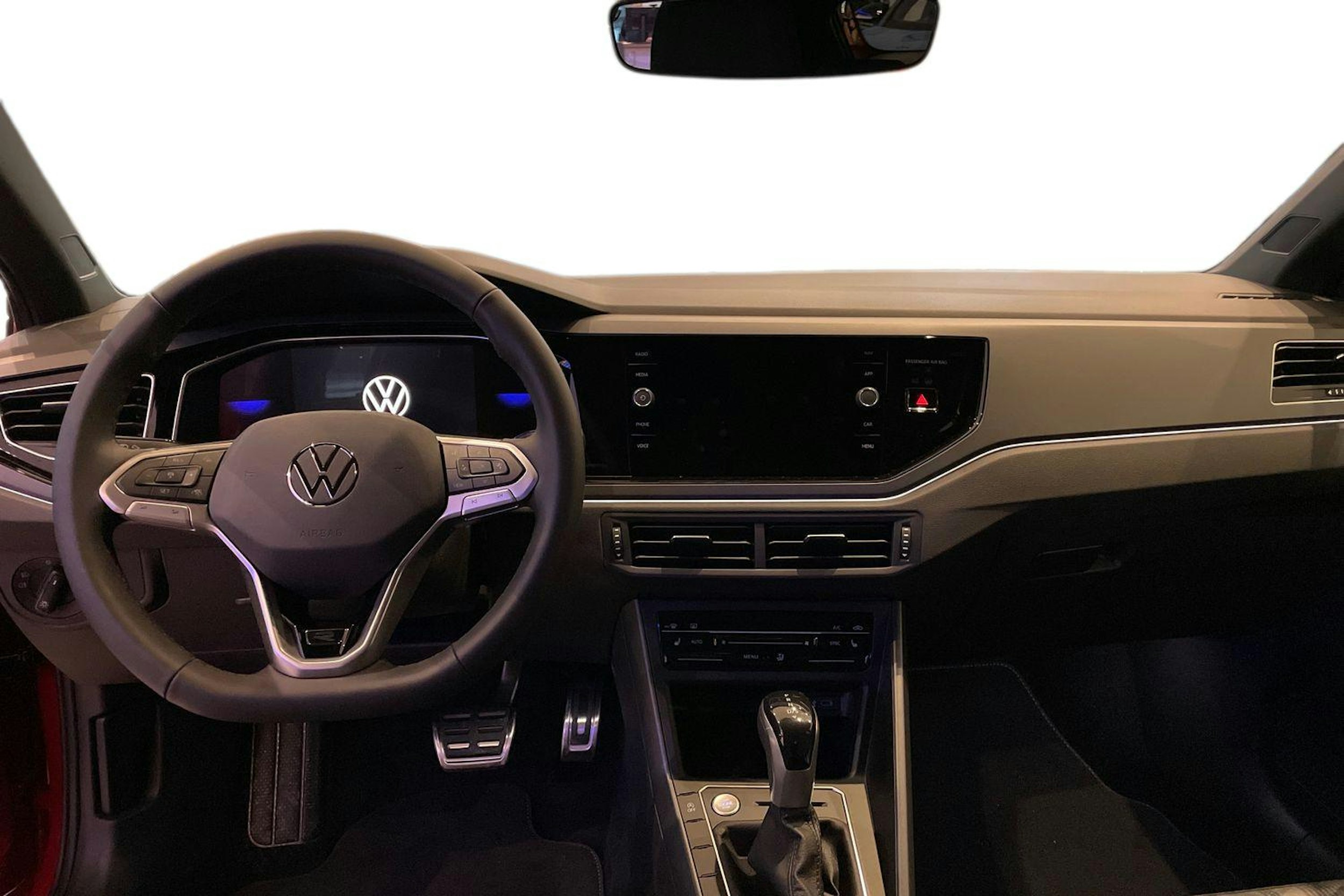 met. punainen Volkswagen Taigo 2026 kuva 8.