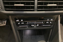 punainen Volkswagen Taigo 2026 kuva 14.