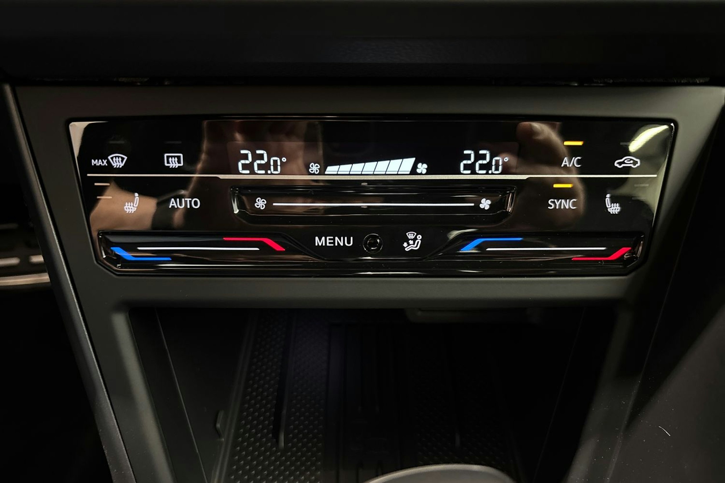 hopea Volkswagen Taigo 2026 kuva 14.