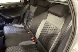 harmaa Volkswagen Taigo 2026 kuva 8.