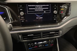 harmaa Volkswagen Taigo 2026 kuva 12.