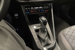 harmaa Volkswagen Taigo 2026 kuva 13.