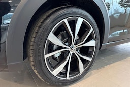 met. musta Volkswagen Taigo 2026 kuva 10.