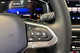 met. musta Volkswagen Taigo 2026 kuva 17.