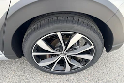 harmaa Volkswagen Taigo 2026 kuva 10.