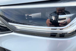 harmaa Volkswagen Taigo 2026 kuva 11.