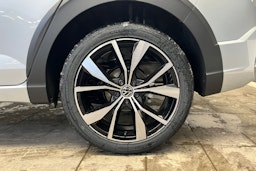 harmaa Volkswagen Taigo 2026 kuva 10.