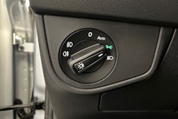 harmaa Volkswagen Taigo 2026 kuva 14.