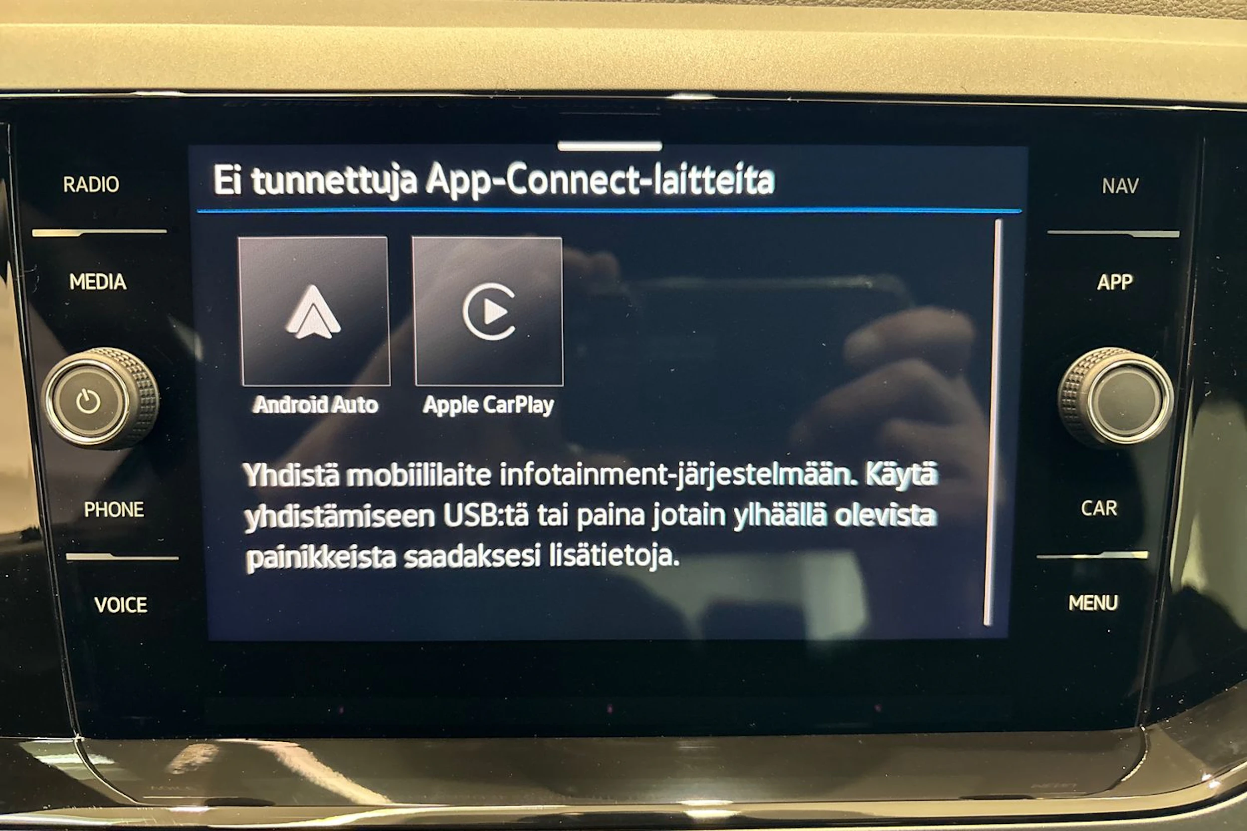 harmaa Volkswagen Taigo 2026 kuva 15.