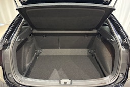 musta Volkswagen Taigo 2026 kuva 11.