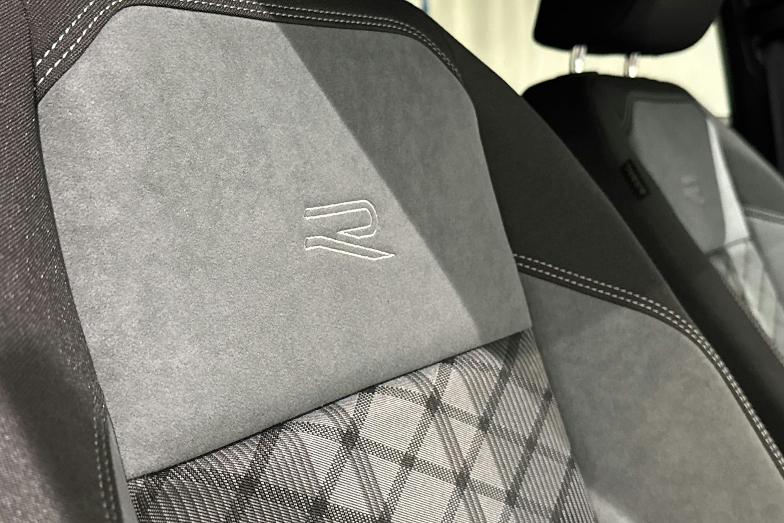 musta Volkswagen Taigo 2026 kuva 14.