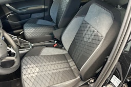 musta Volkswagen Taigo 2026 kuva 11.