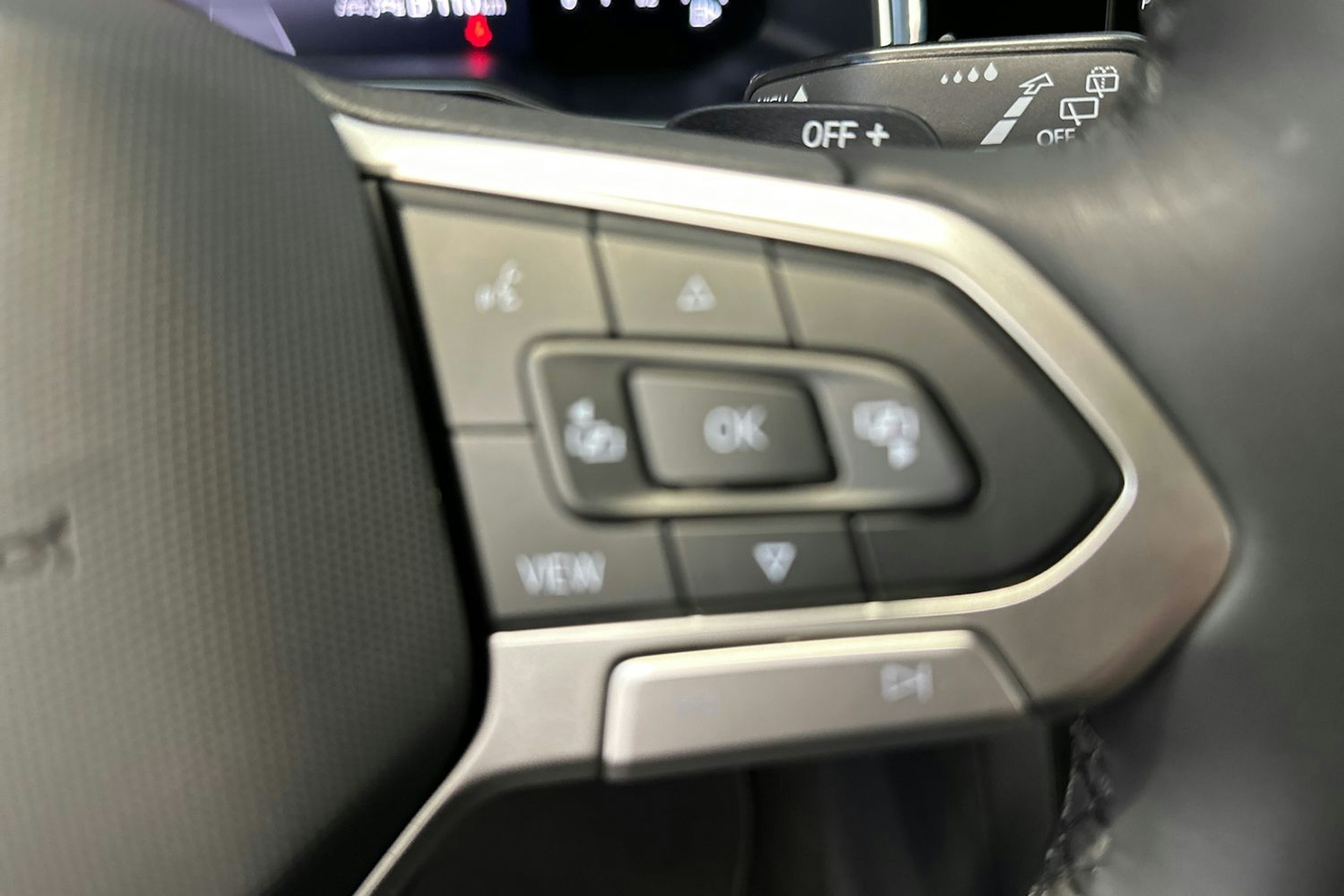 musta Volkswagen Taigo 2026 kuva 13.