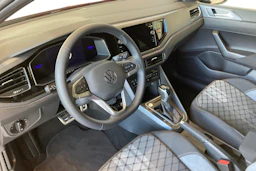 punainen Volkswagen Taigo 2026 kuva 6.