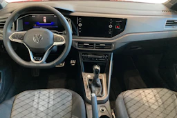punainen Volkswagen Taigo 2026 kuva 7.