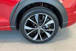 punainen Volkswagen Taigo 2026 kuva 10.
