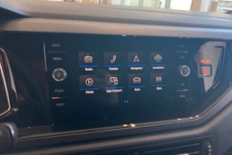 punainen Volkswagen Taigo 2026 kuva 14.