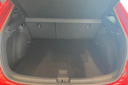 punainen Volkswagen Taigo 2026 kuva 18.
