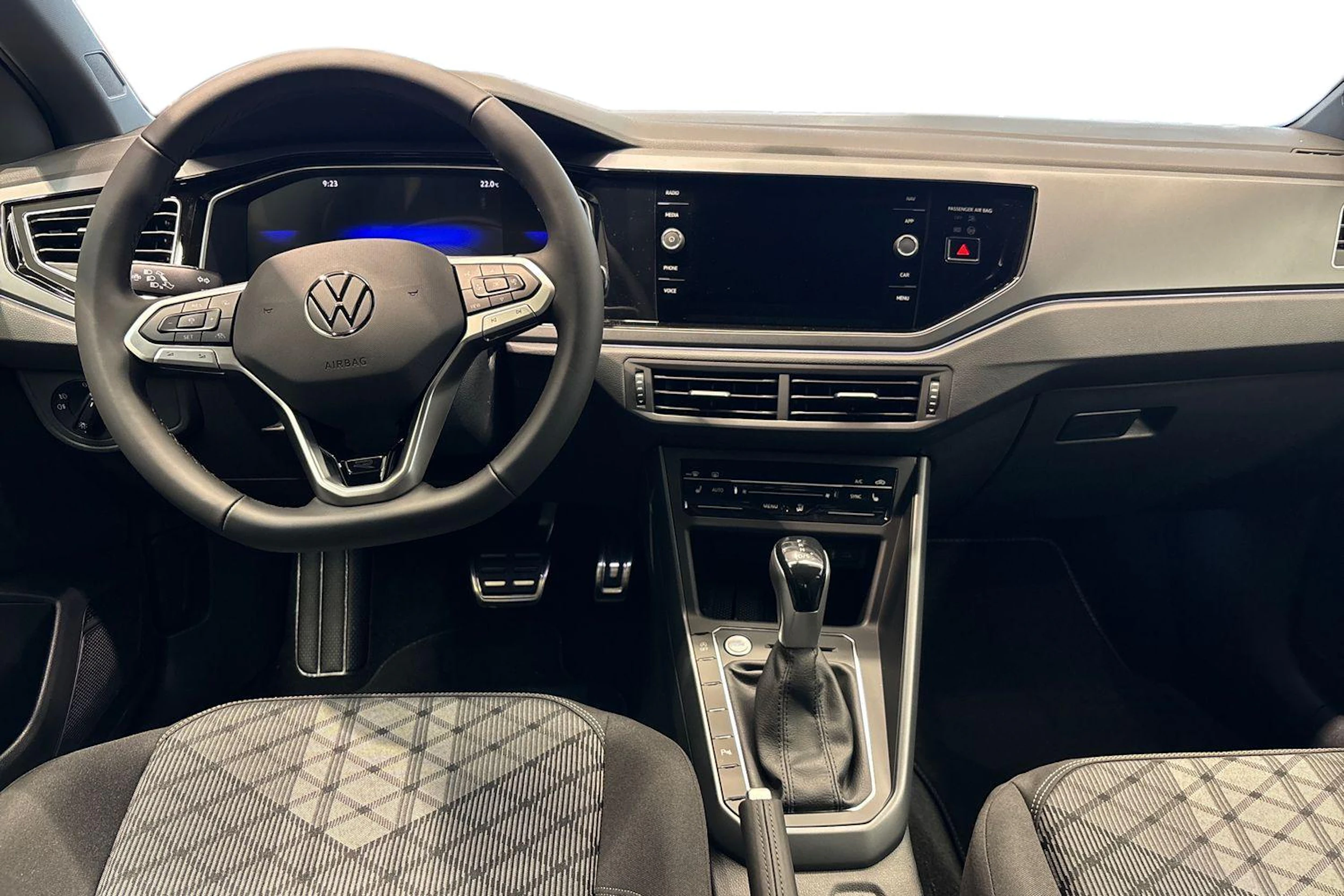 musta Volkswagen Taigo 2026 kuva 7.