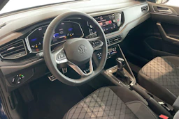 sininen Volkswagen Taigo 2026 kuva 6.