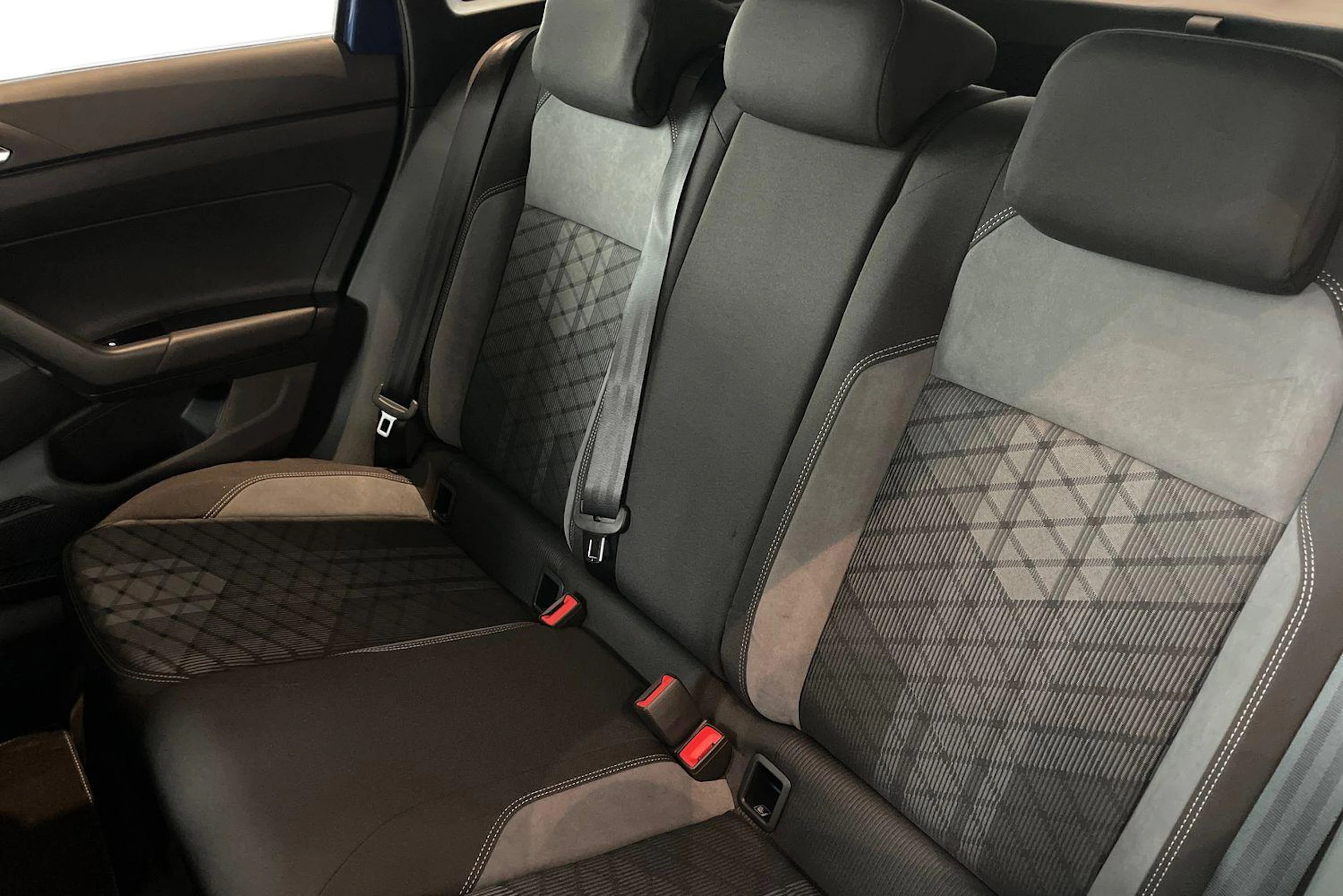 sininen Volkswagen Taigo 2026 kuva 8.