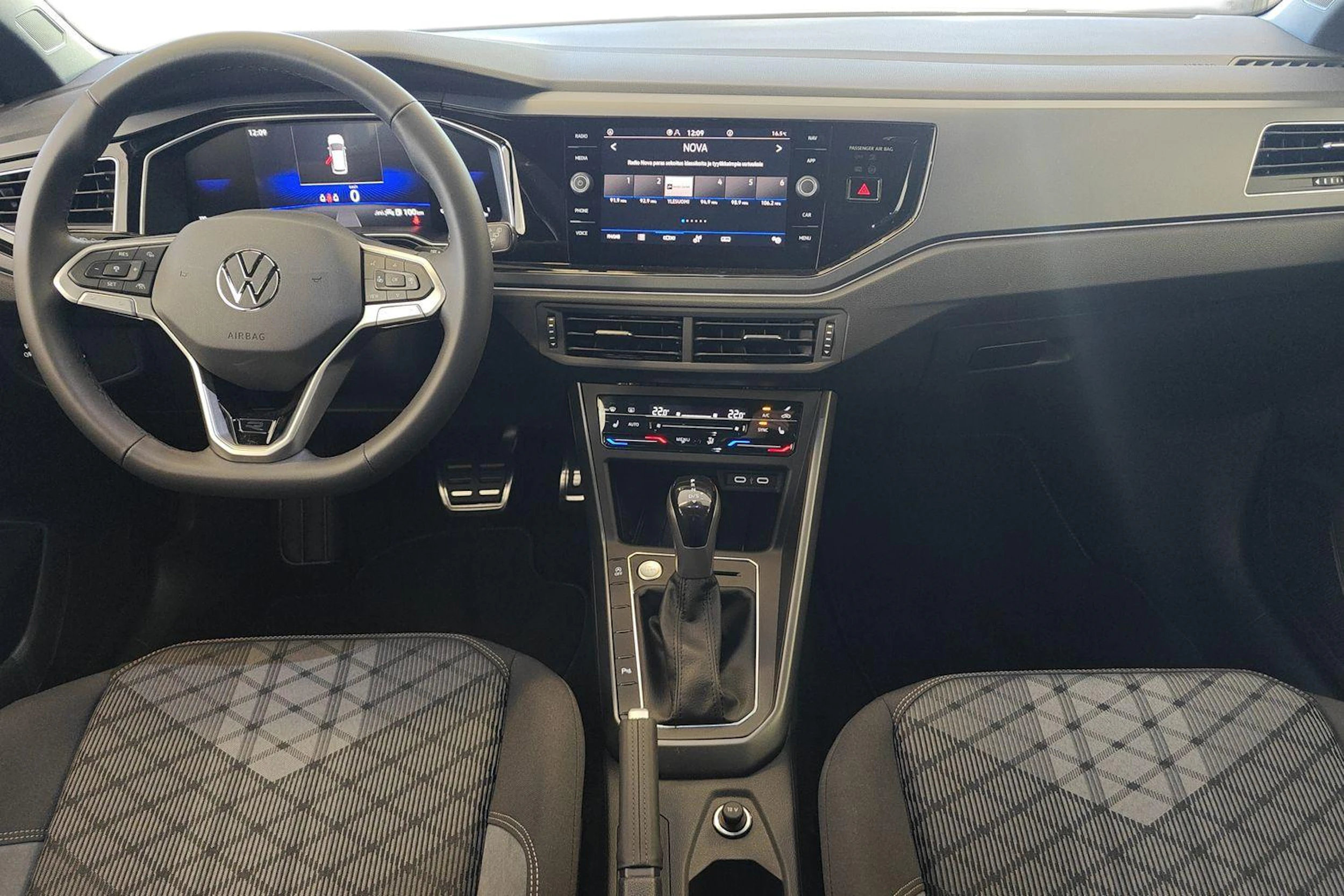 met. punainen Volkswagen Taigo 2026 kuva 9.